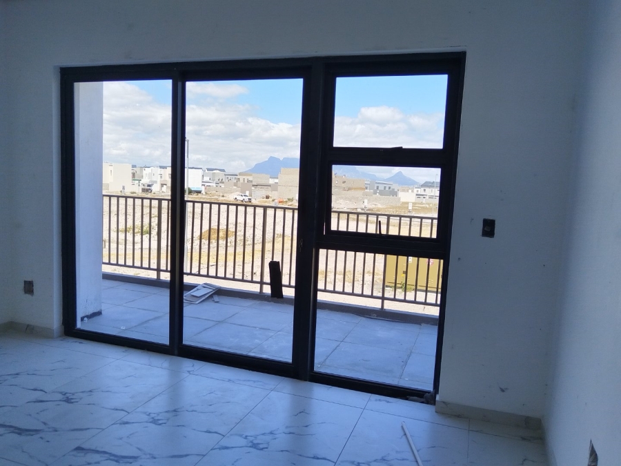 4 Bedroom Property for Sale in Sandown Western Cape